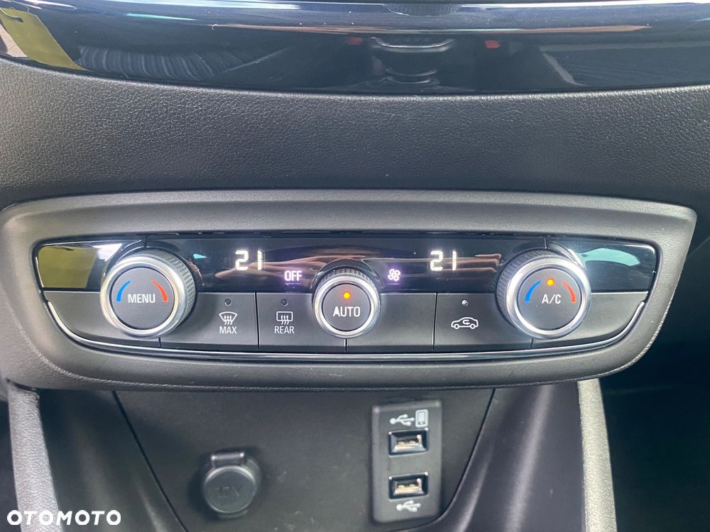 Opel Crossland X 1.2 Start/Stop 120 Jahre - 22