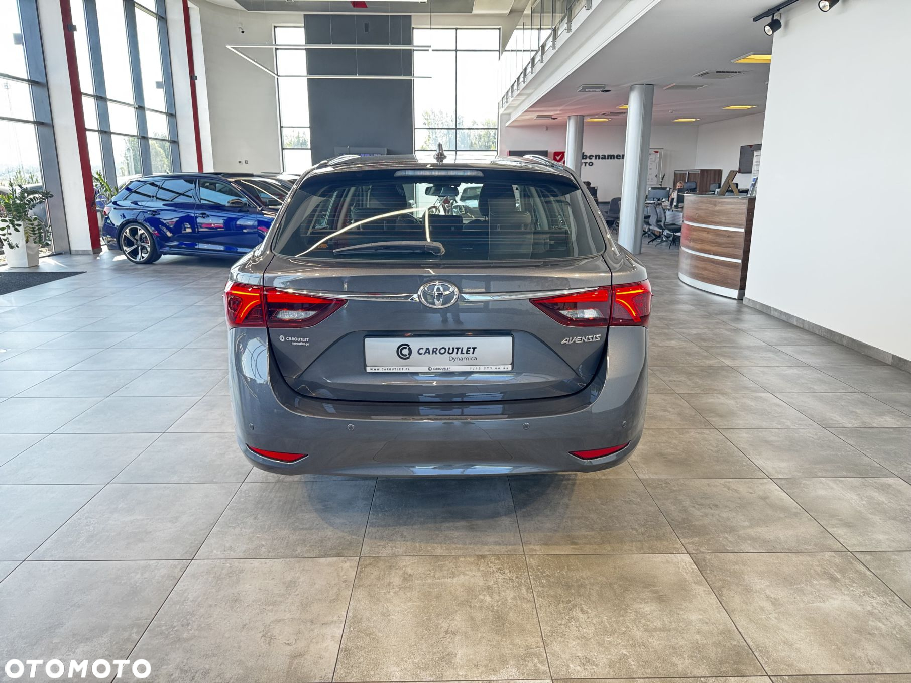 Toyota Avensis - 8