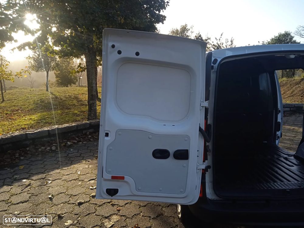 Mercedes-Benz Citan Van Normal 109 Cdi 90cv Plus 5 portas - 36