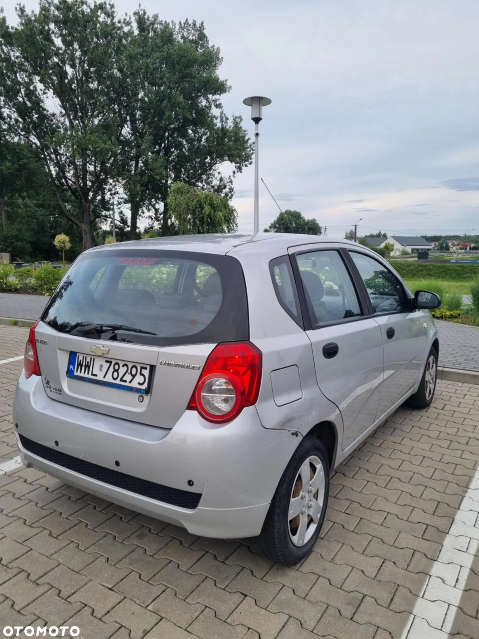 Chevrolet Aveo 1.2 16V Base - 3