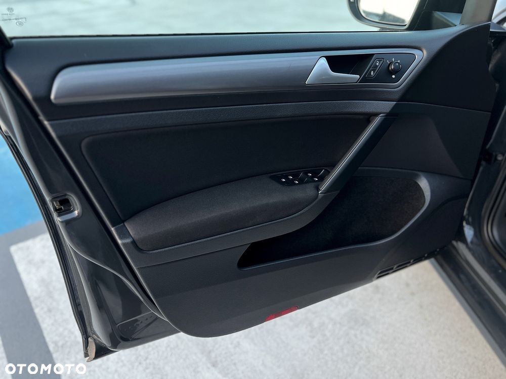 Volkswagen Golf 1.6 TDI BMT Start - 4