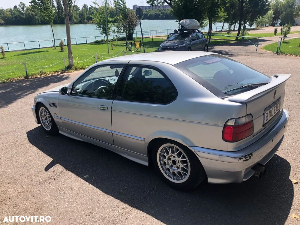 BMW Seria 3 318i - 3