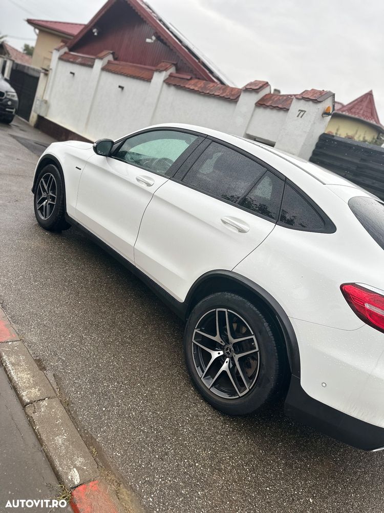 Mercedes-Benz GLC 220 d 4Matic 9G-TRONIC - 8