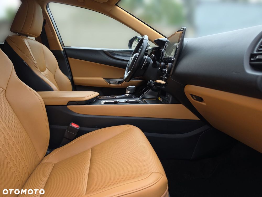 Lexus NX 350h Prestige AWD - 10