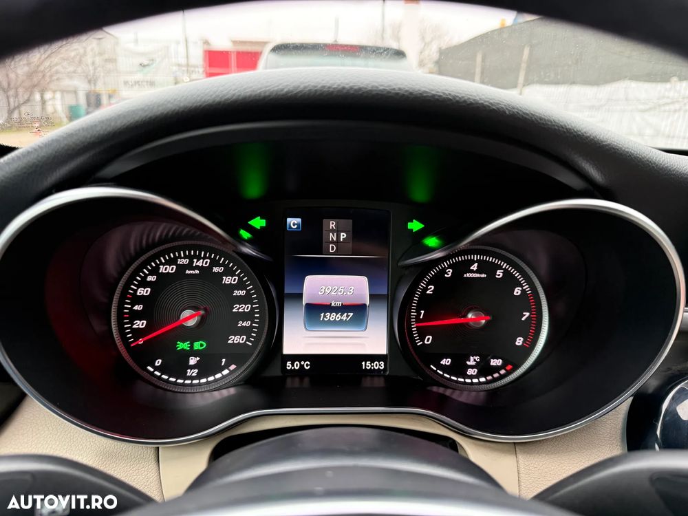 Mercedes-Benz C 300 Cabrio 9G-TRONIC AMG Line - 7