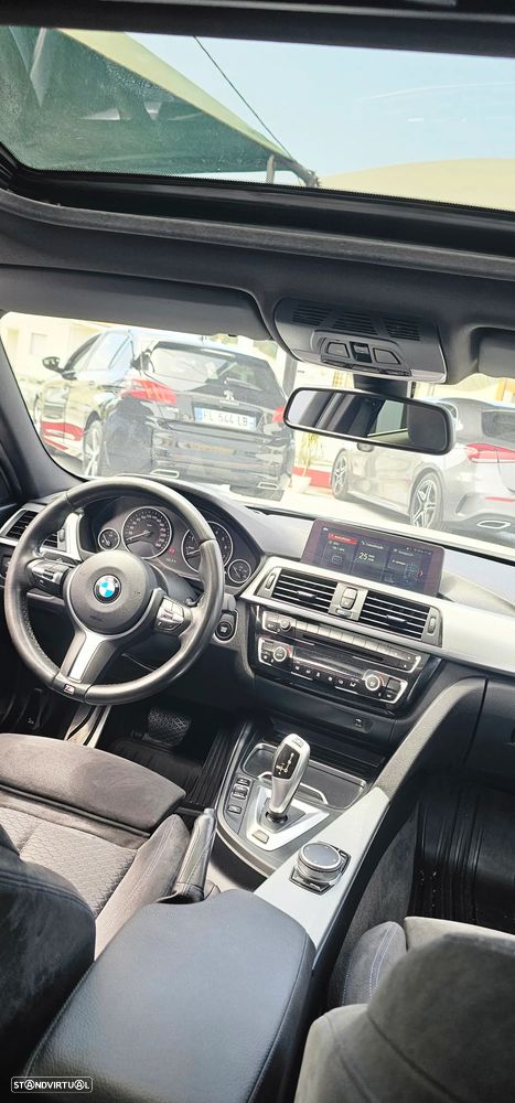 BMW 330 e iPerformance Pack M - 10