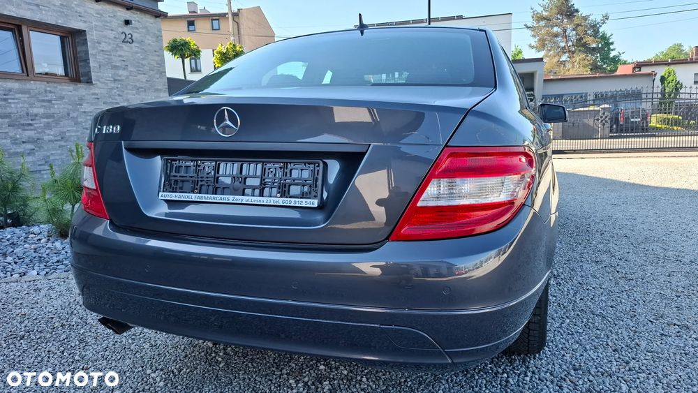 Mercedes-Benz Klasa C 180 BlueEFFICIENCY - 11