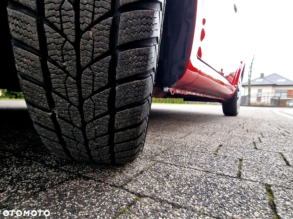 Peugeot 107 1.0 U Move - 4