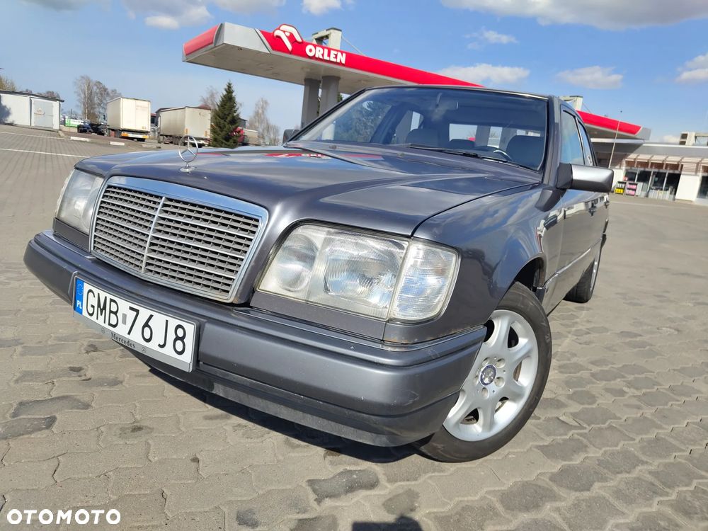 Mercedes-Benz W124 (1984-1993) - 1