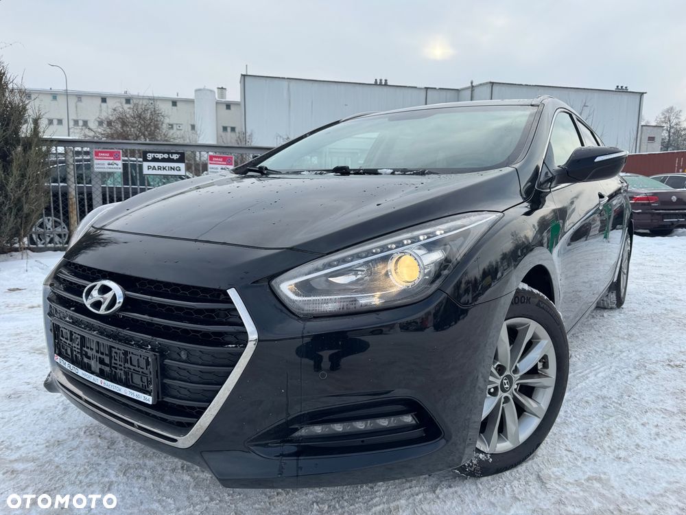 Hyundai i40 Kombi blue 1.7 CRDi Style