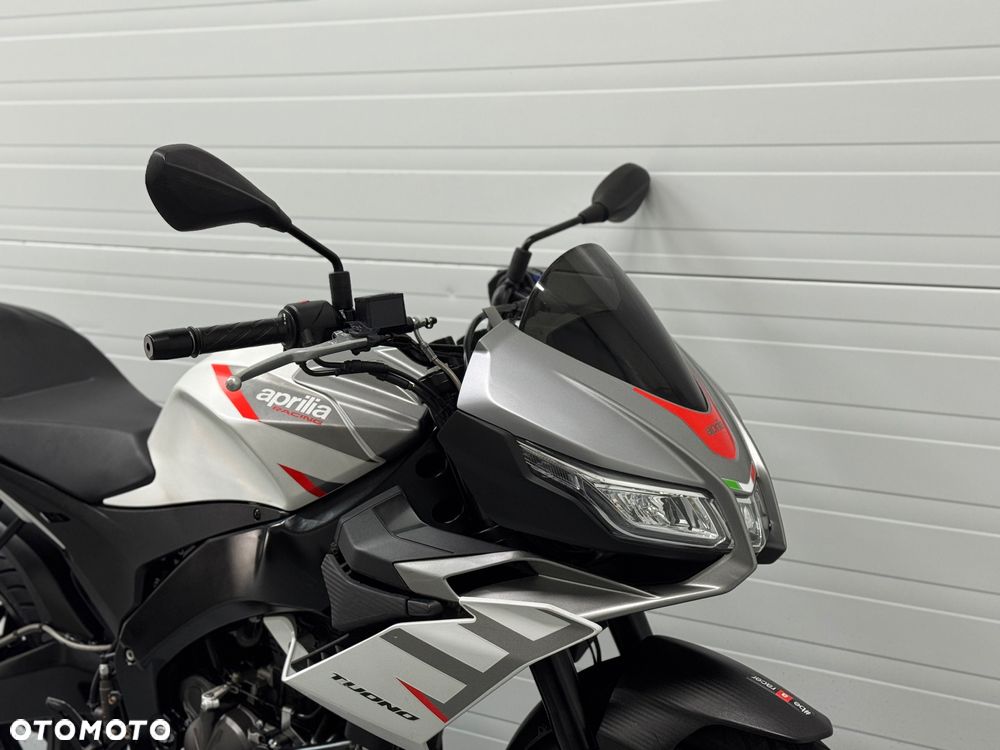Aprilia Tuono - 6