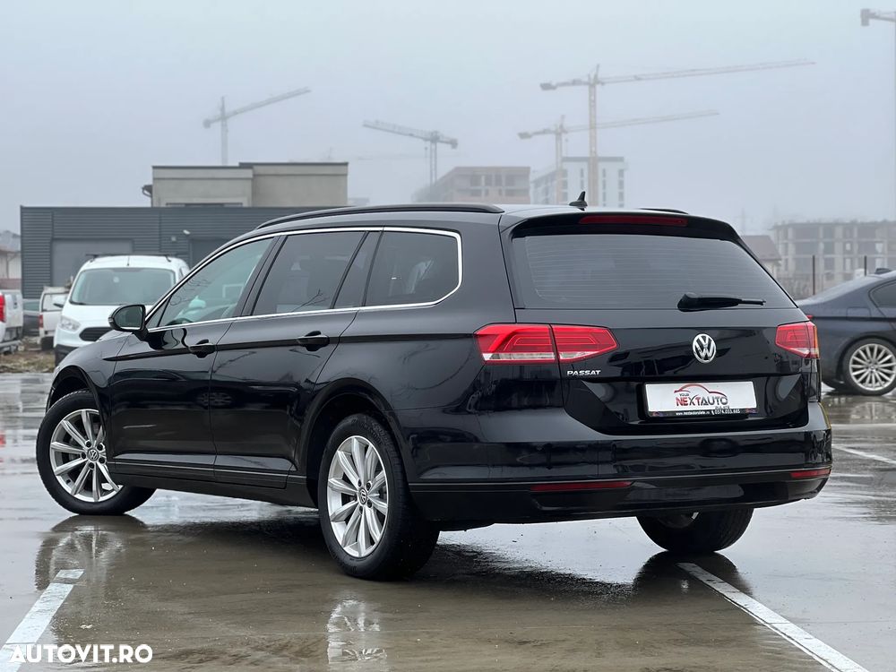Volkswagen Passat 2.0 TDI DSG Comfortline - 4