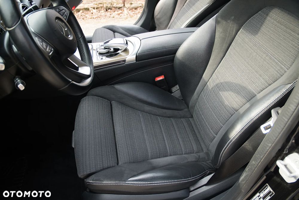 Mercedes-Benz Klasa C 180 Kompressor Automatik BlueEFFICIENCY - 32