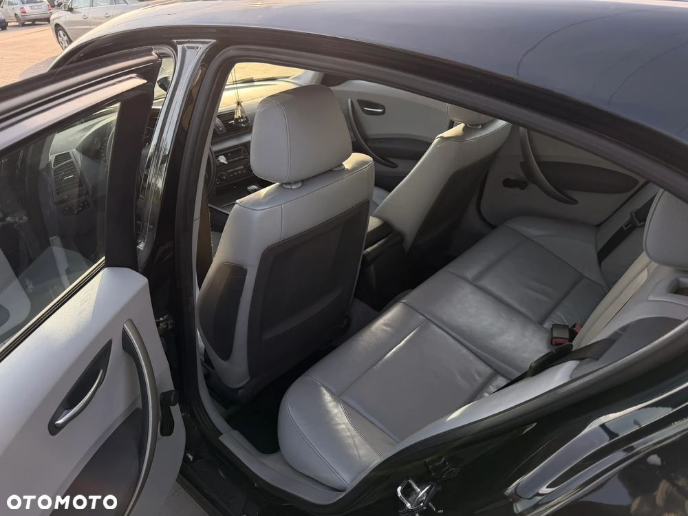 BMW Seria 1 [E87] 04-07 - 5