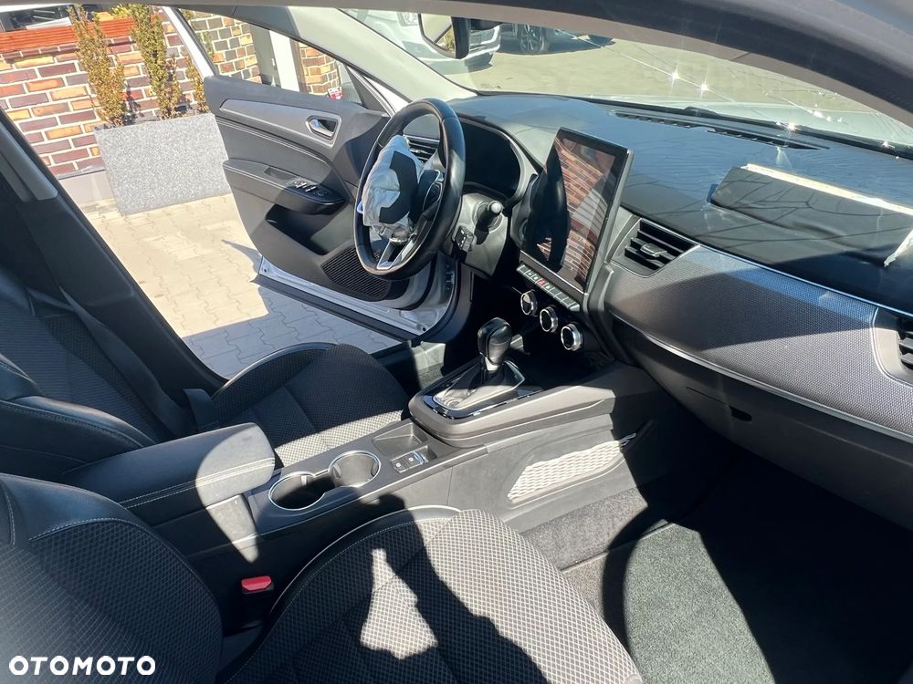 Renault Arkana E-TECH 145 INTENS - 11