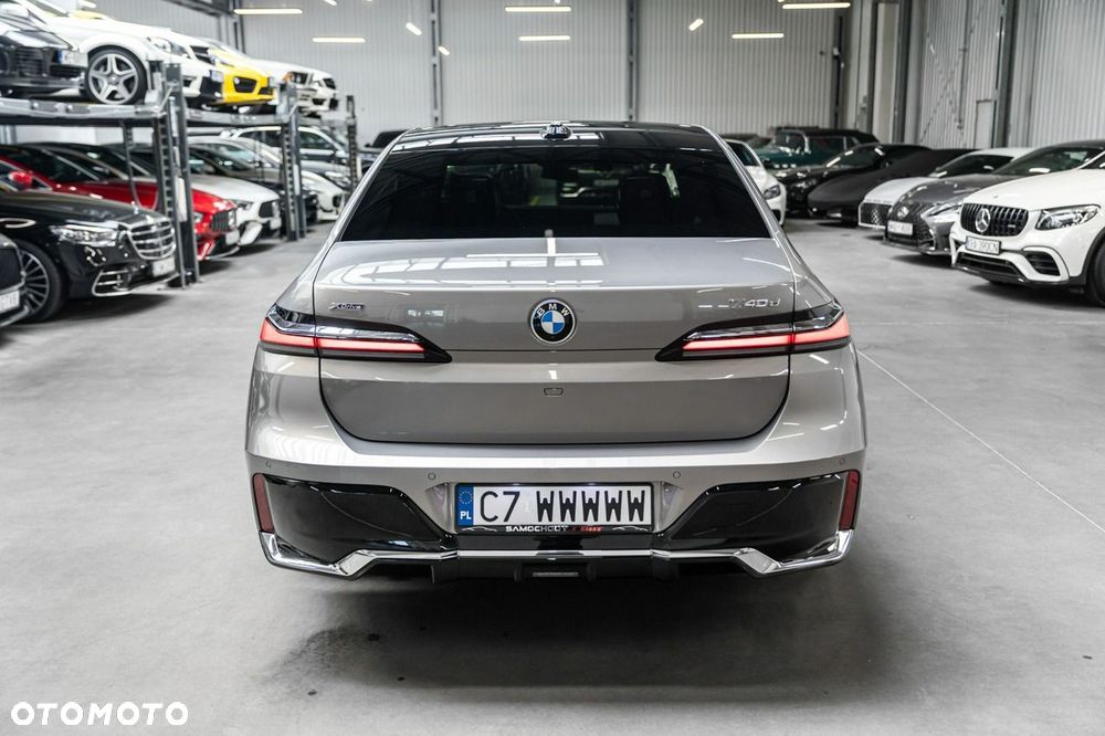 BMW Seria 7 740d xDrive mHEV M Sport sport - 11