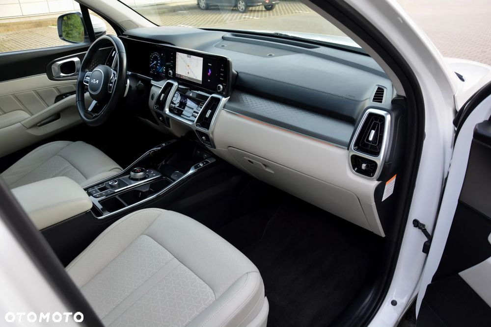 Kia Sorento - 30