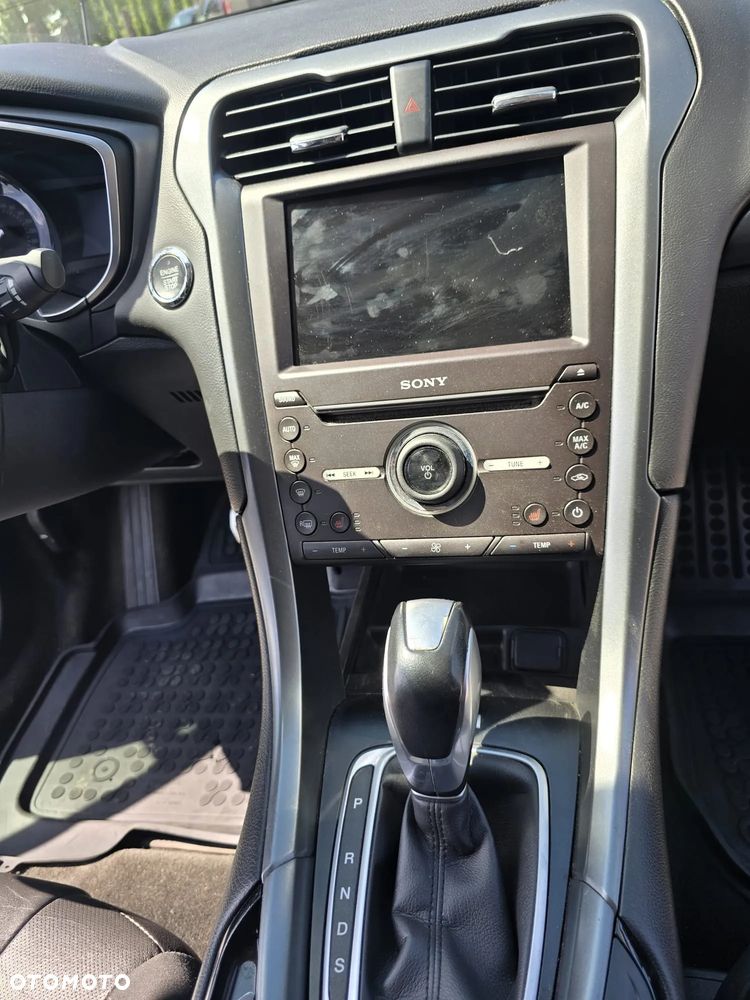 Ford Fusion - 21