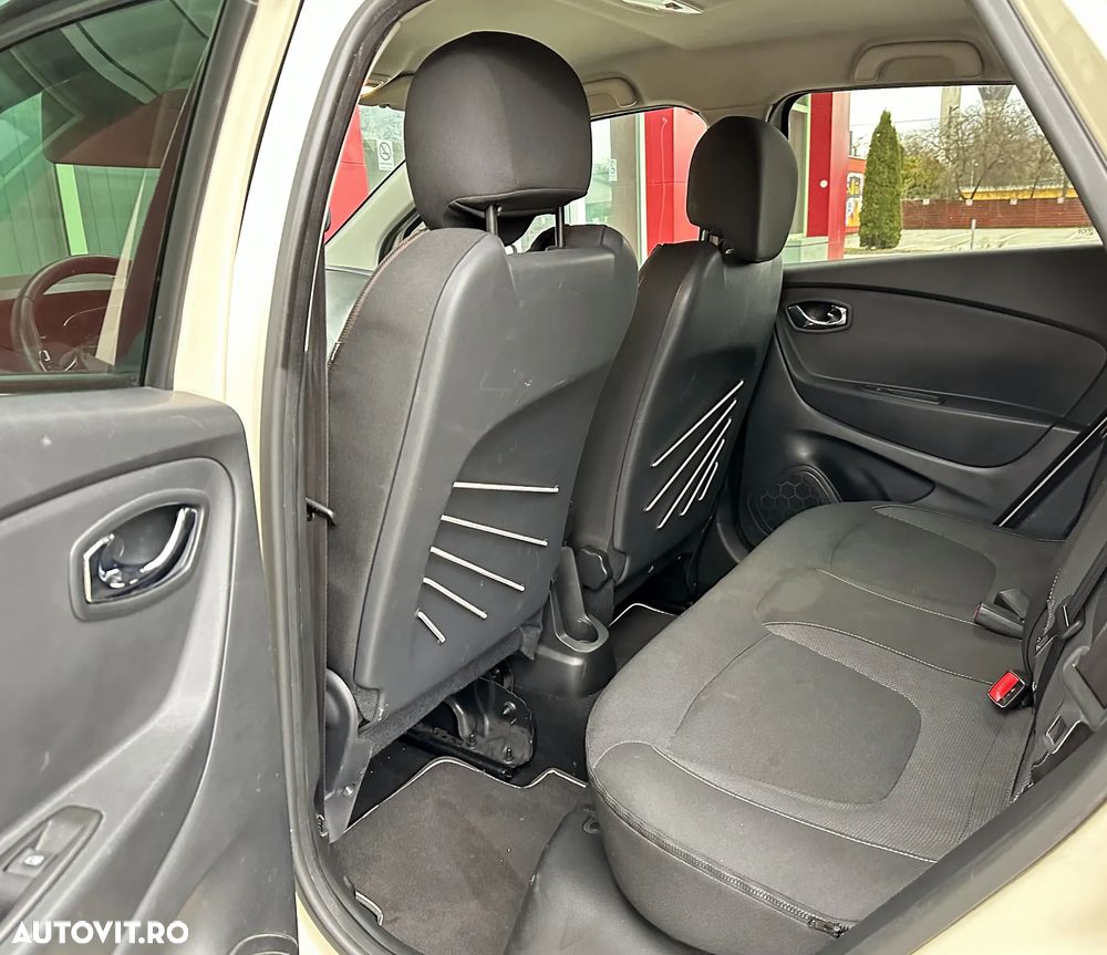 Renault Captur - 21