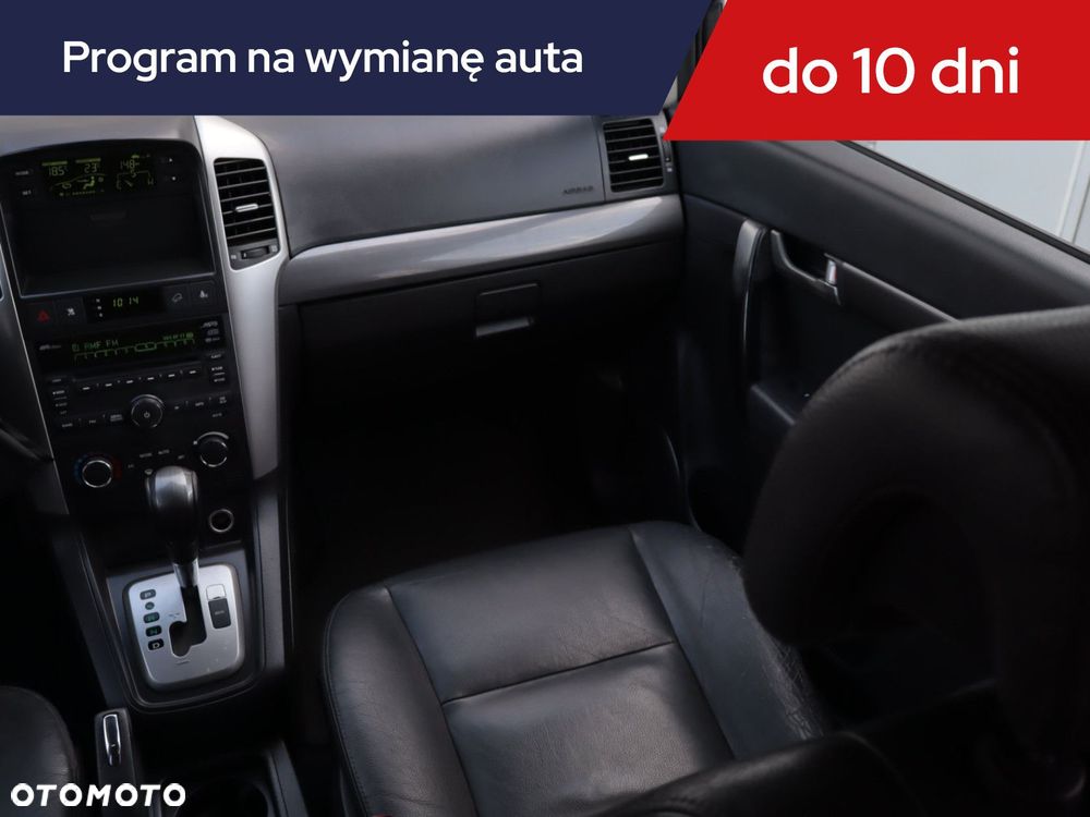 Chevrolet Captiva - 10