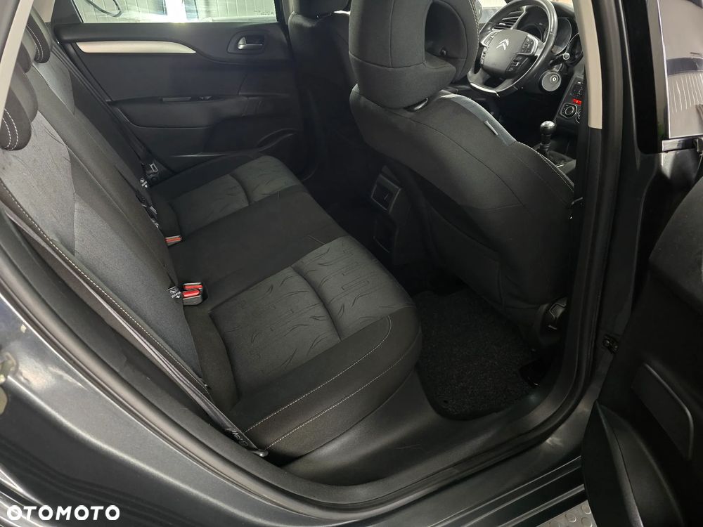 Citroën C4 VTi 120 Style - 18