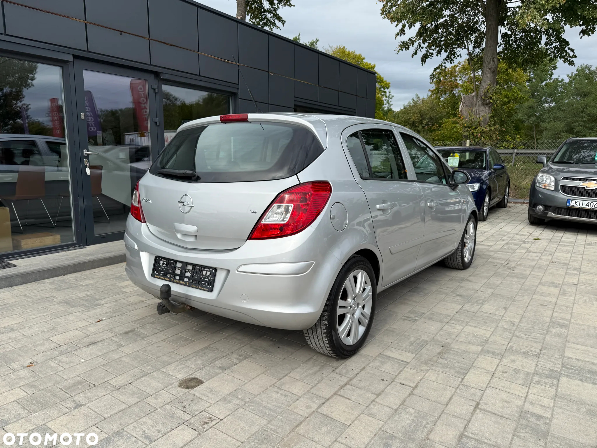 Opel Corsa 1.4 16V Cosmo - 3