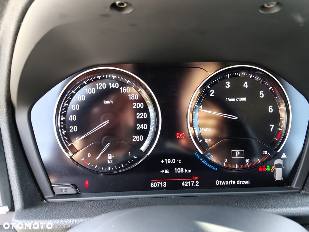 BMW Seria 2 218i - 12