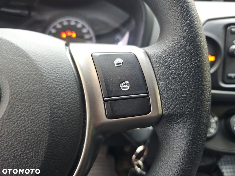 Toyota Yaris 1.5 Active - 12