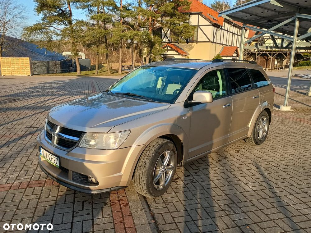 Dodge Journey - 1