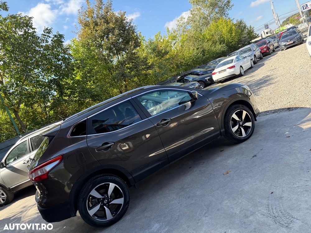 Nissan Qashqai 1.6 DCI TEKNA+ - 28