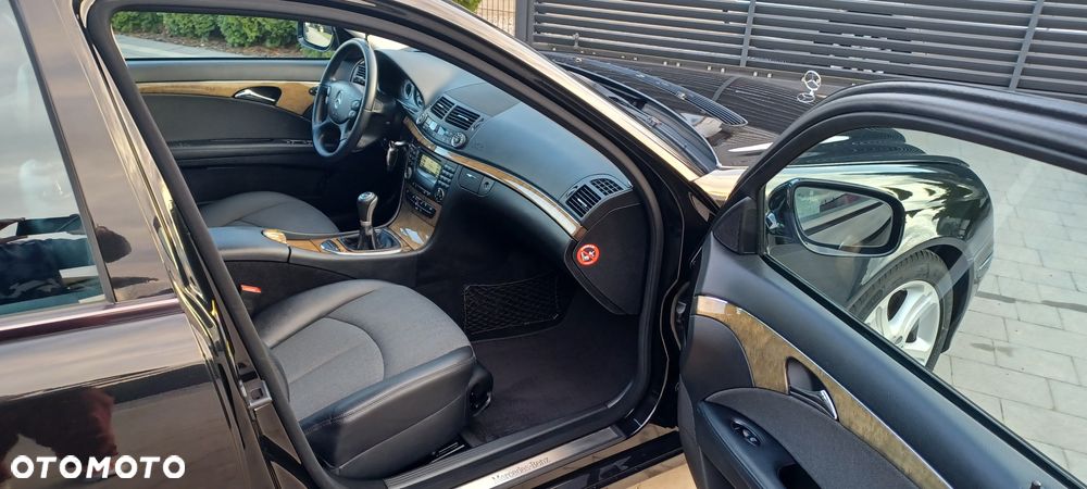 Mercedes-Benz Klasa E 200 Kompressor Avantgarde - 30