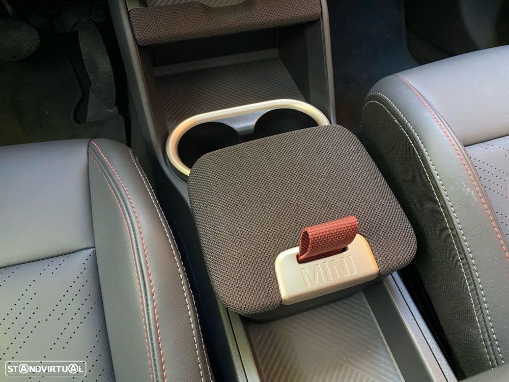 MINI Countryman E JCW L - 13