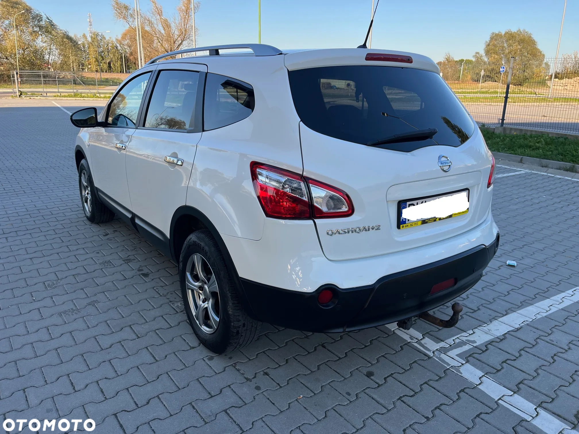 Nissan Qashqai+2 2.0 Visia - 3