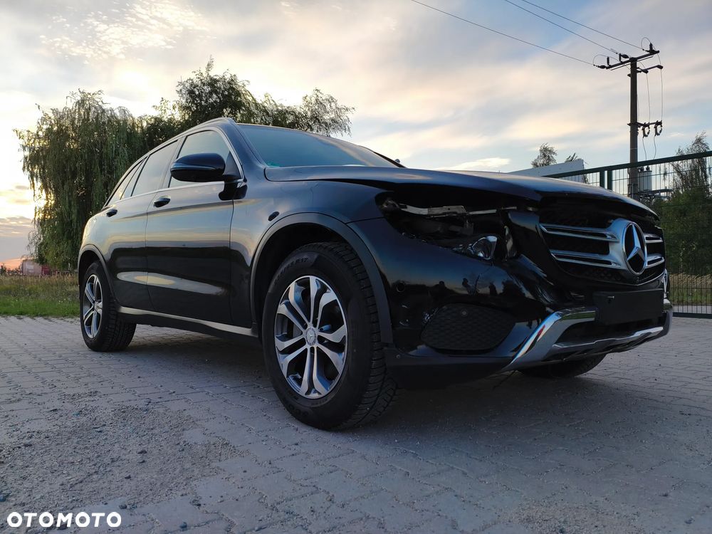 Mercedes-Benz GLC 250 d 4Matic 9G-TRONIC AMG Line - 7
