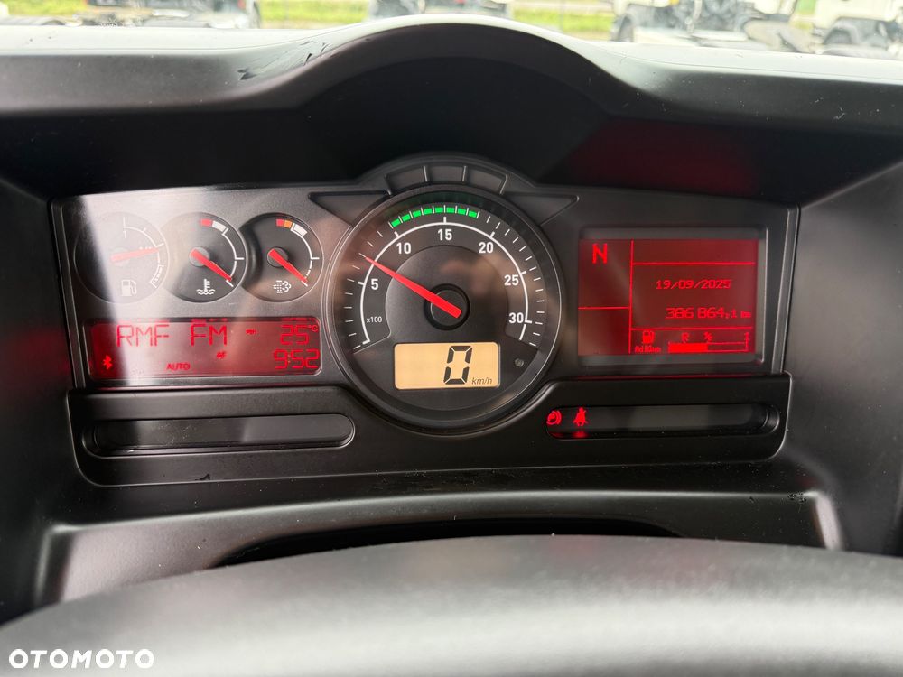 Renault D12 / 220 KM / WINDA / KONTENER 8,30M / ROLETA ELEKTRYCZNA / Z FRANCJI / STAN BDB / / / - 39