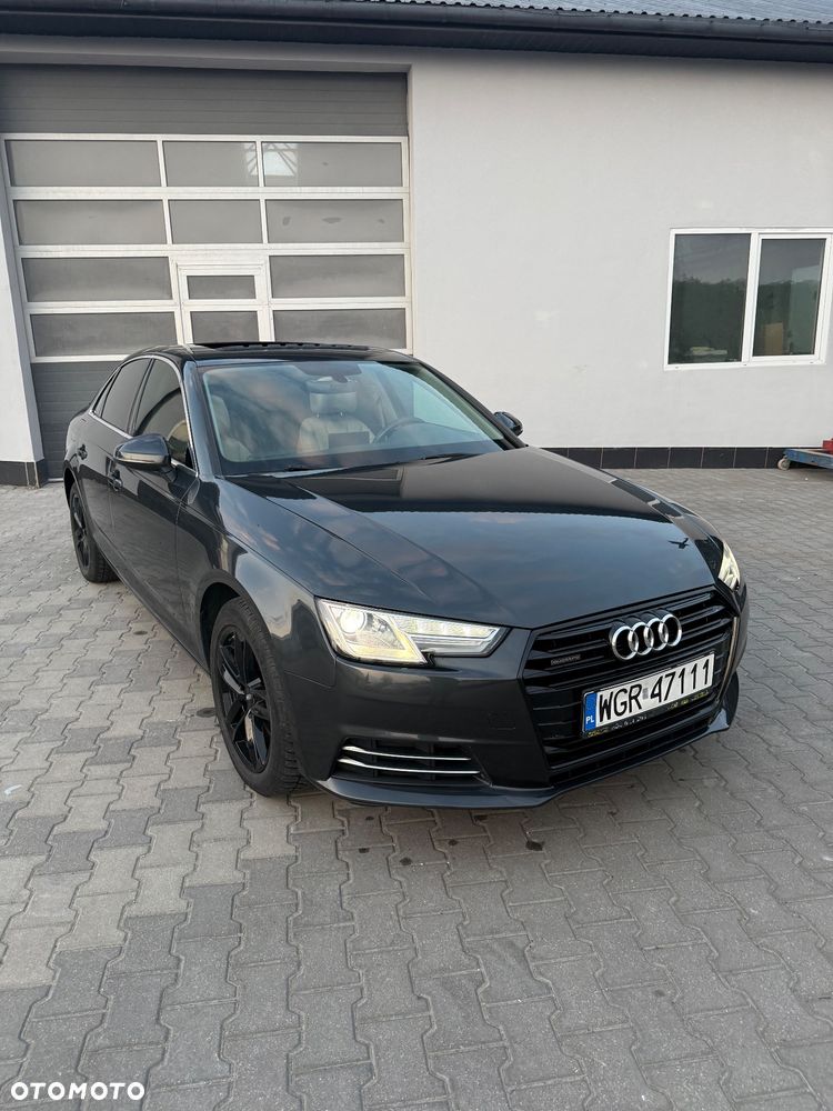 Audi A4 Limousine - 13