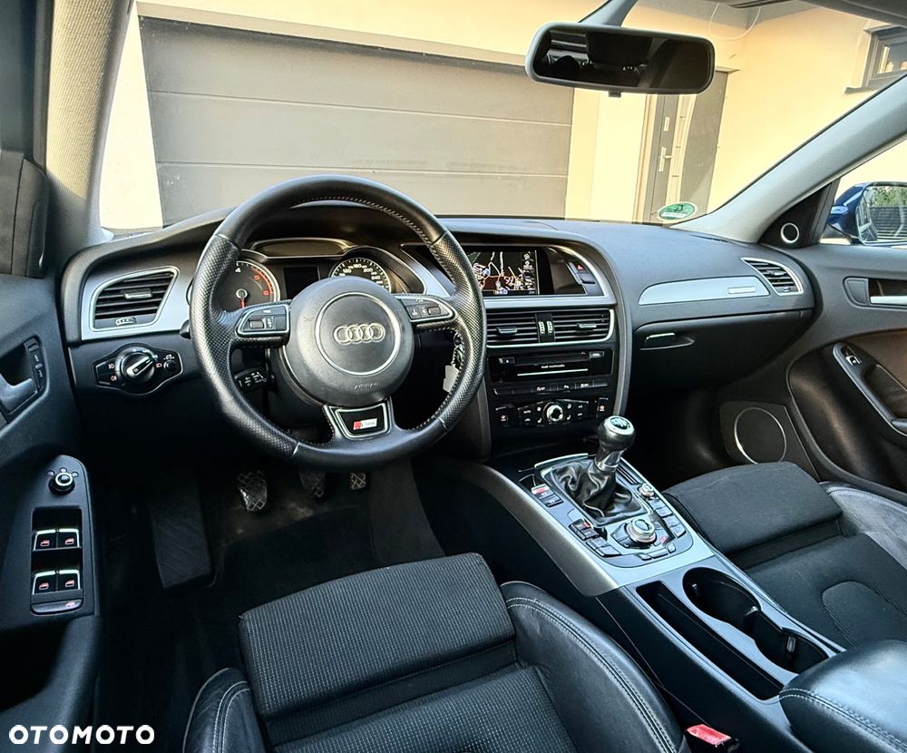 Audi A4 Avant 2.0 TDI DPF clean diesel quattro S line Sportpaket - 8