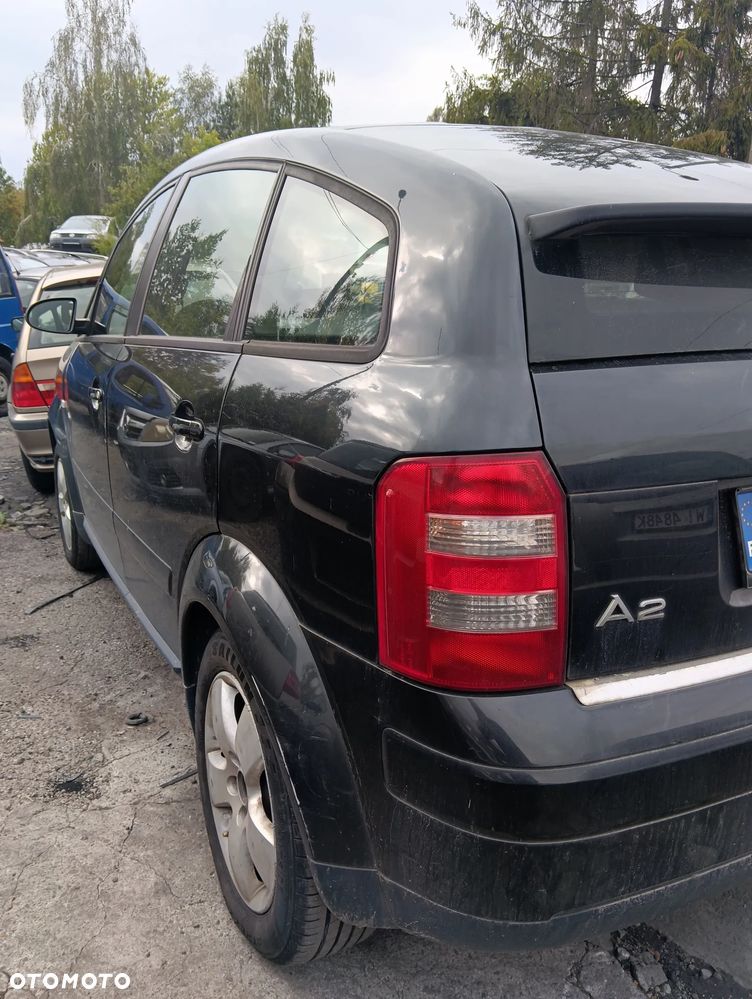 *AUDI A2* Samochód na części - 5