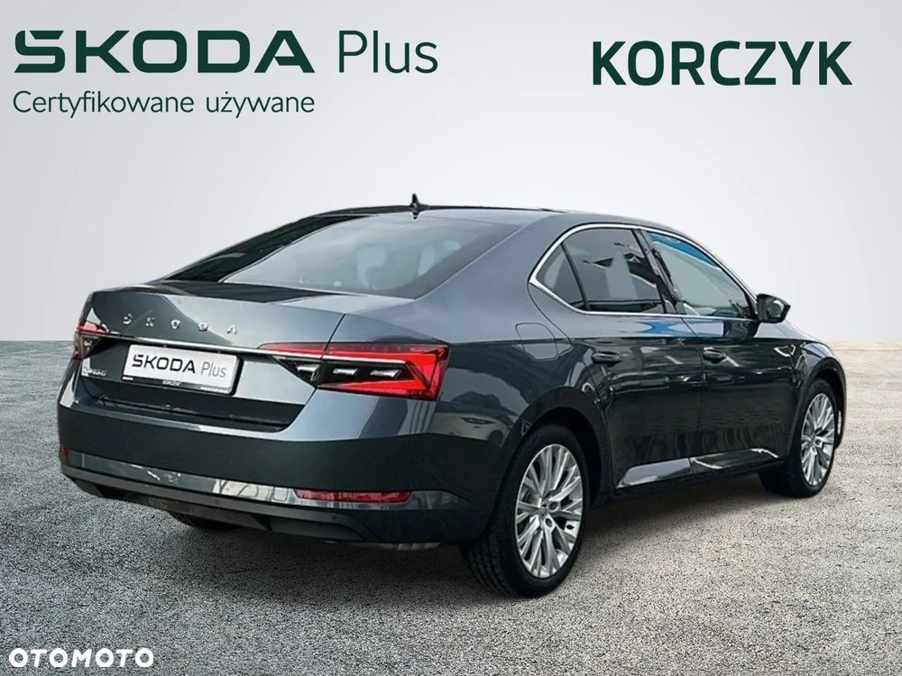 Skoda Superb 2.0 TSI Ambition DSG - 5