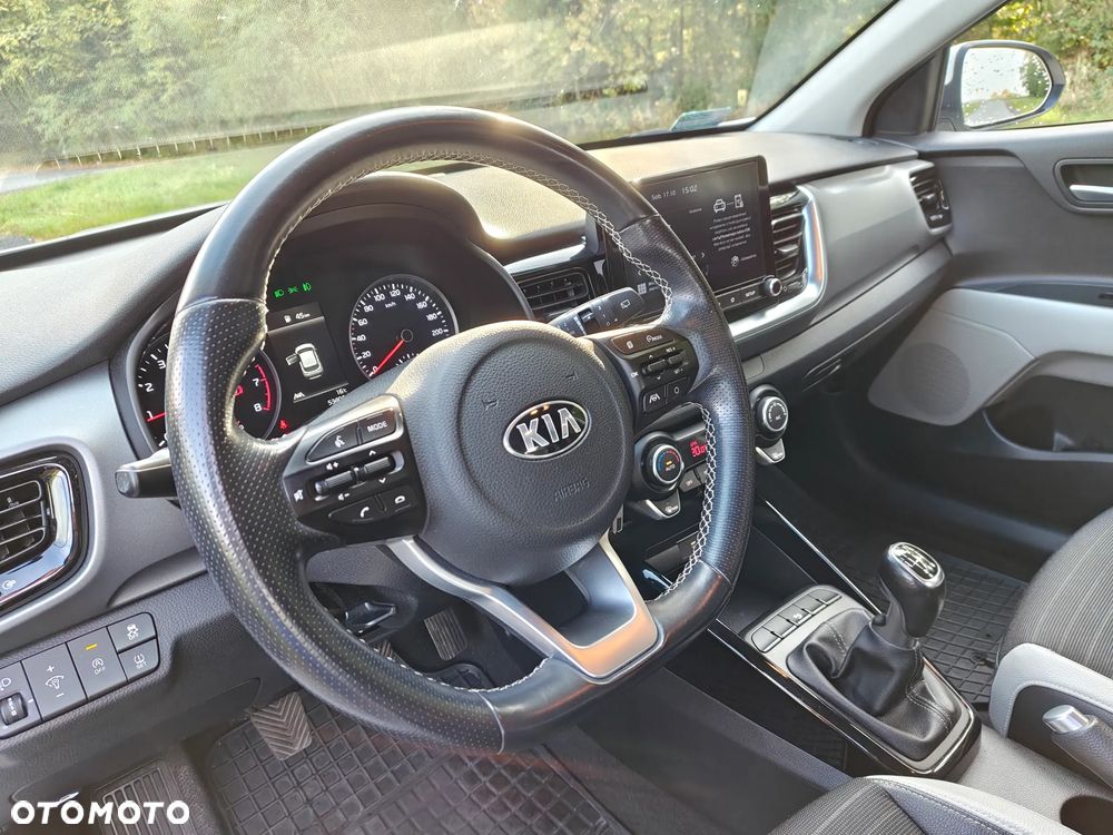 Kia Stonic 1.0 T-GDI L - 10