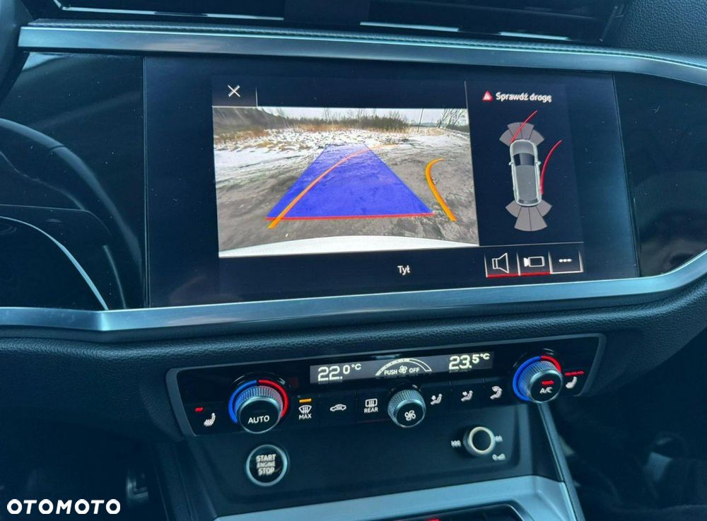 Audi Q3 - 22