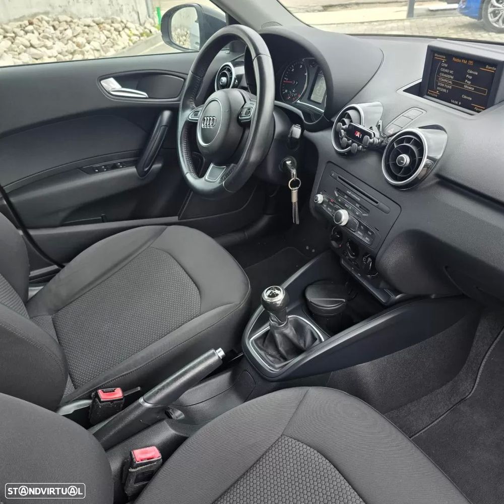 Audi A1 Sportback 1.6 TDI S-line - 14