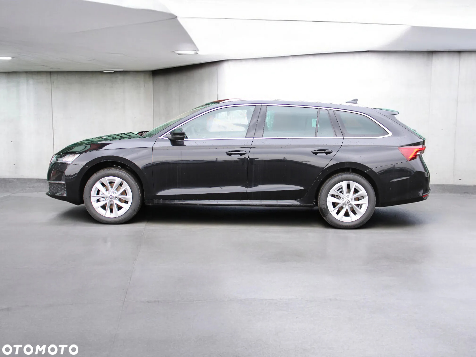 Skoda Octavia 1.5 TSI mHEV Edition 130 Selection DSG - 13