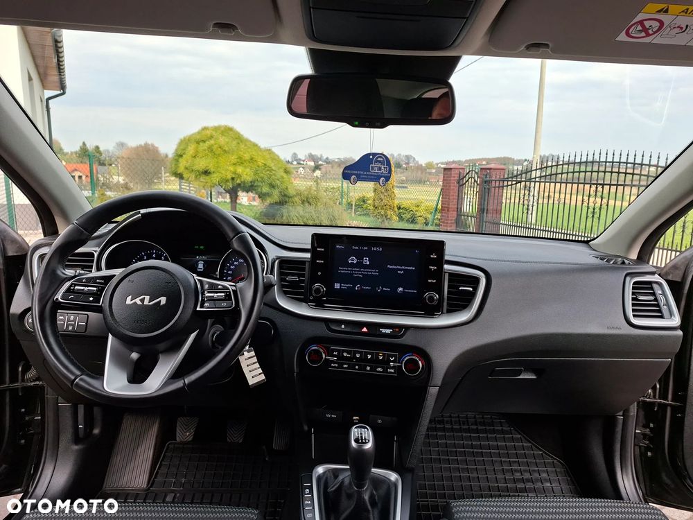 Kia Ceed 1.5 T-GDI M - 8