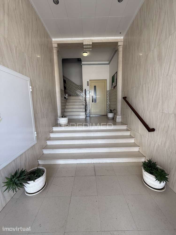 Oportunidade Única no Centro de Almeirim - Duas Casas Num Só Invest... - Grande imagem: 3/24