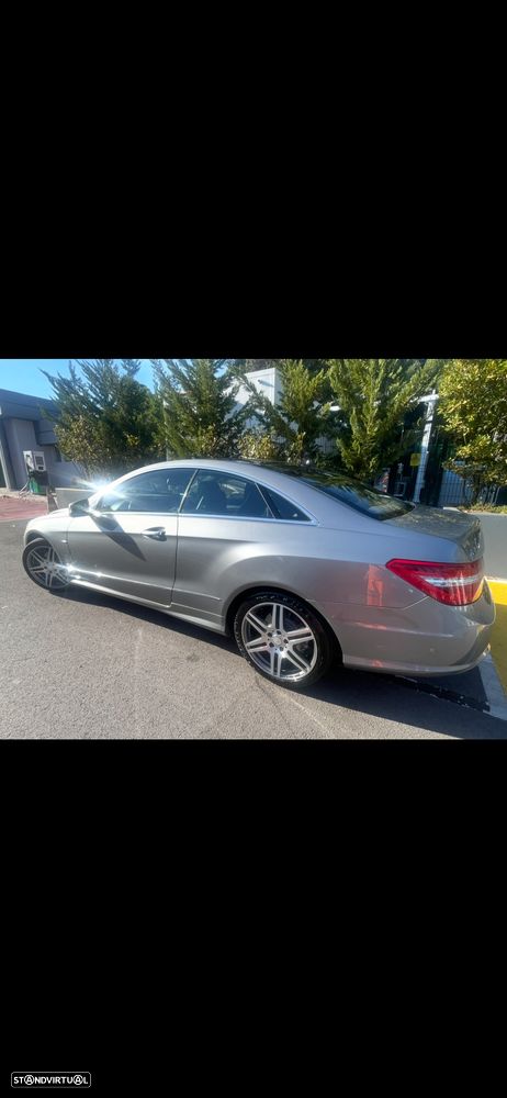 Mercedes-Benz E 250 CDi Elegance BlueEfficiency Auto - 11