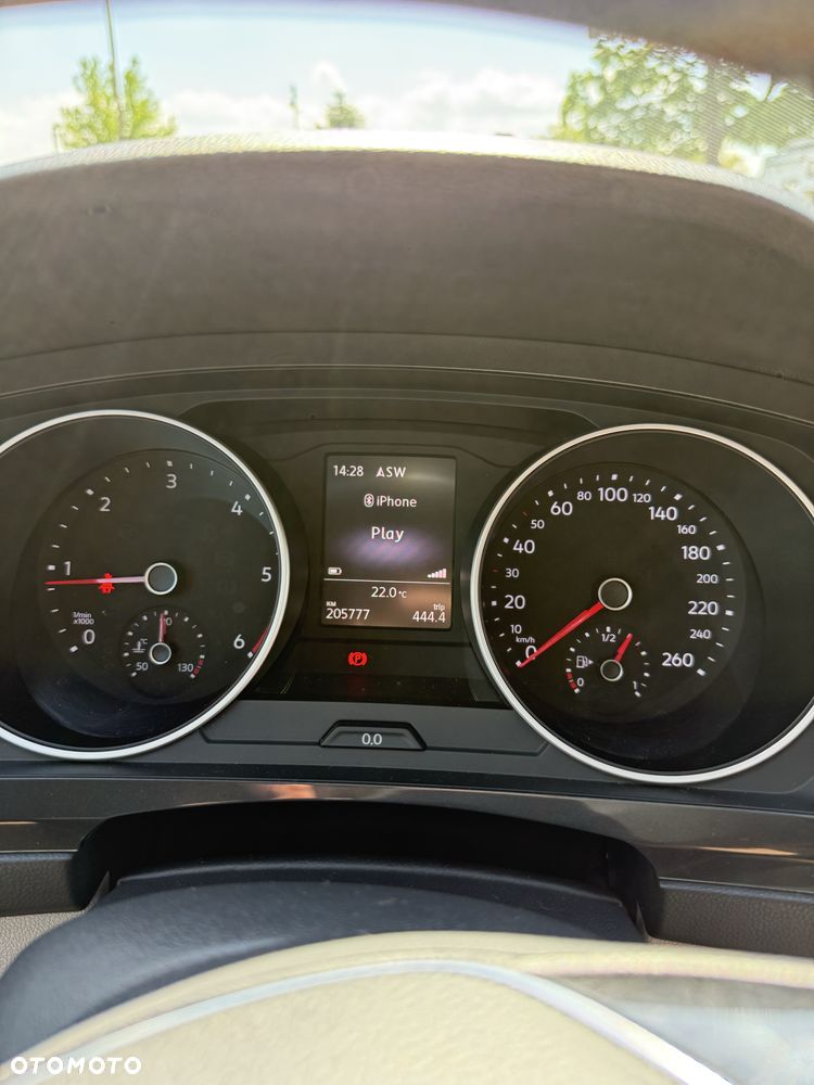 Volkswagen Tiguan - 7