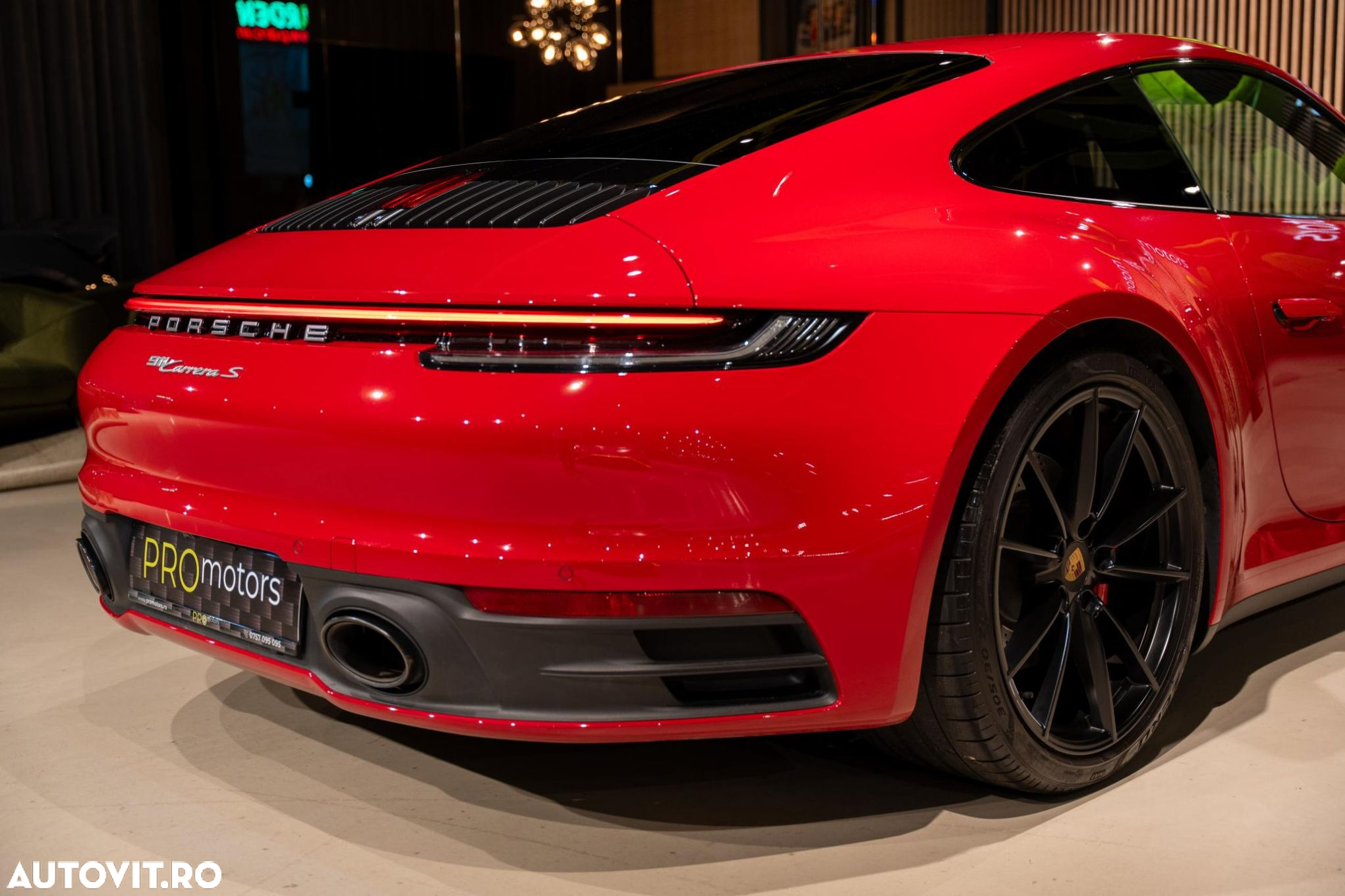 Porsche 911 Carrera S - 21