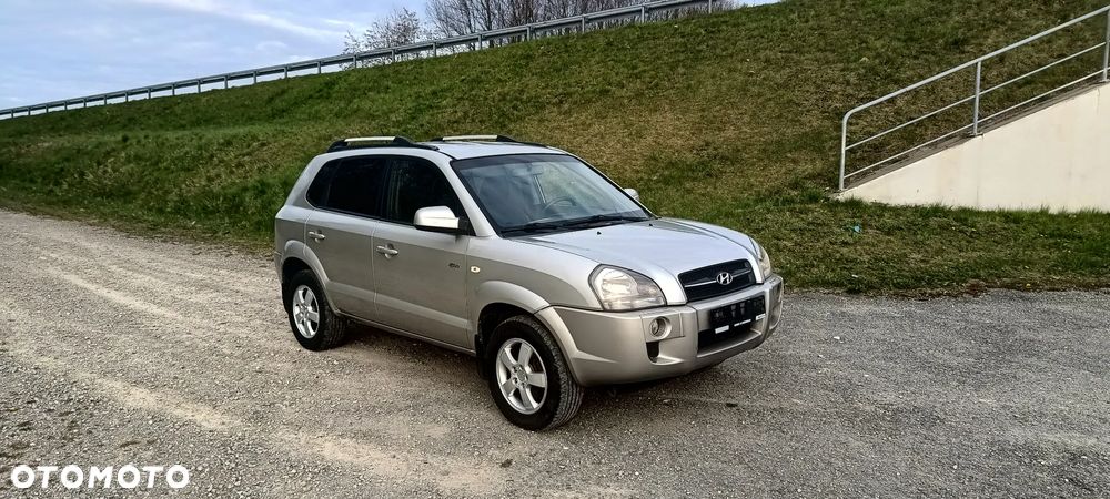 Hyundai Tucson 2.0 4WD GLS - 10