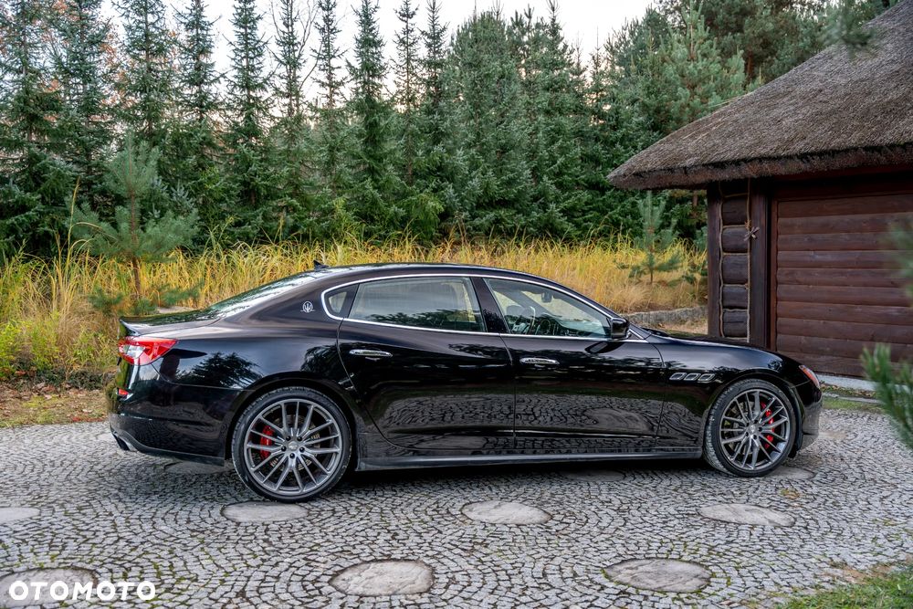 Maserati Quattroporte GTS - 8